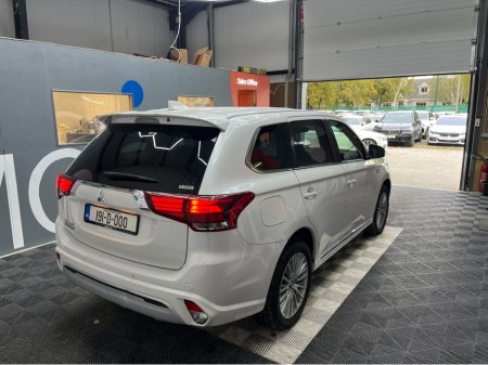2019 Mitsubishi Outlander 2019 MITSUBISHI OUTLANDER PHEV 2.4L HYBRID / 58K KMS /  ADAPTIVE CRUISE CONTROL, HEATED SEATS & MORE €22,950