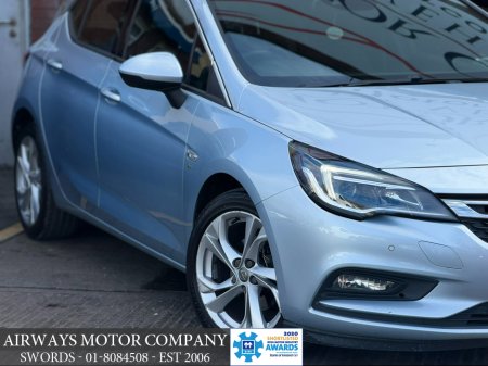 2017 Opel Astra - thumbnail 19