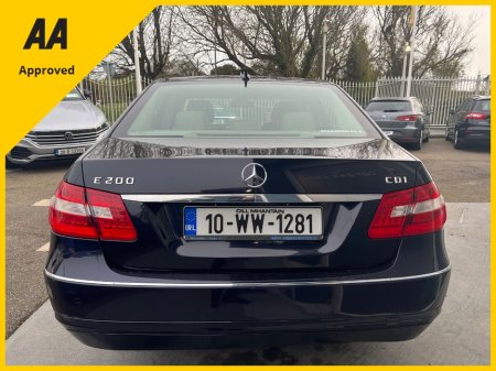 2010 Mercedes-Benz E Class - thumbnail 3