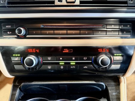 2012 BMW 5 Series - thumbnail 15