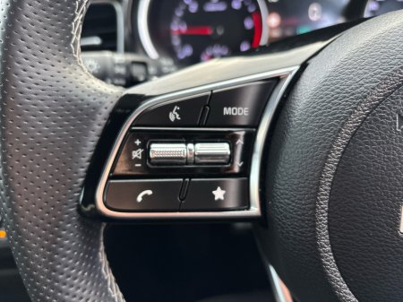 2024 Kia Ceed 1.6 D MHEV GTL MY23 5 €26,950 thumbnail