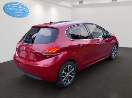 2017 Peugeot 208 Puretec €10,995