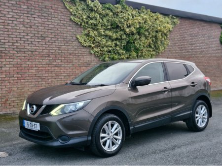 2015 Nissan Qashqai 1.5 DSL LOW MILAGE €8,500 thumbnail
