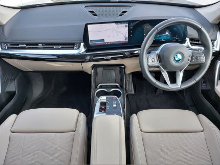 2025 BMW iX1 eDrive20 xLine €49,995