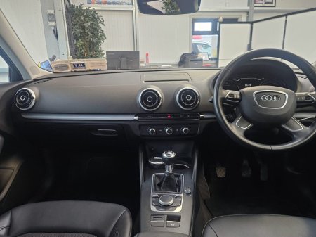 2016 Audi A3 1.6 TDI SE 17 thumbnail