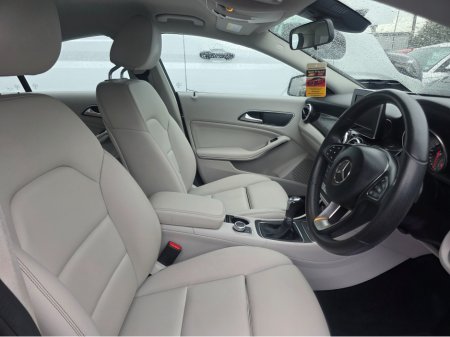 2017 Mercedes-Benz CLA Class - thumbnail 21