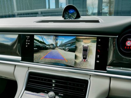 2023 Porsche Panamera - thumbnail 20