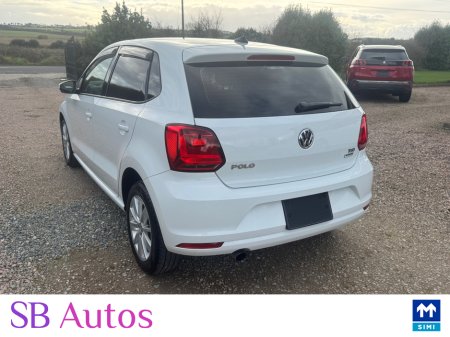 2015 Volkswagen Polo - thumbnail 3