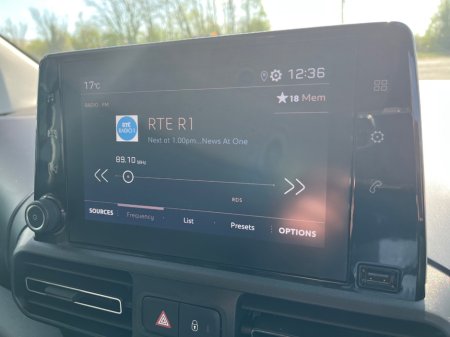 2022 Peugeot Rifter - thumbnail 17