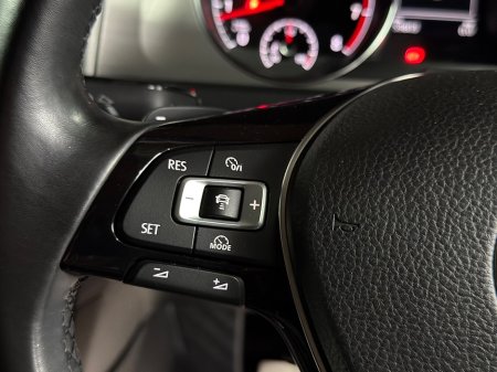 2014 Volkswagen Golf - thumbnail 36