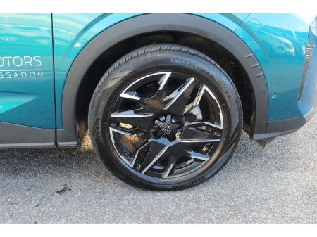 2025 Peugeot 3008 1.2 MHEV 145bhp eDCS6 Allure €41,950 thumbnail