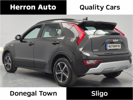 2025 Kia Niro - thumbnail 3