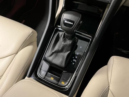 2024 Skoda Kodiaq Style 7 Seat DSG 2.0TDI 150BHP - Reversing Camera - Panoramic Sunroof - Sat Nav - Climate Control - Heated Seats - Keyless Start - Apple CarPlay/Android Auto €51,950 thumbnail