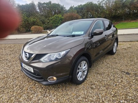 2014 Nissan Qashqai - view 3