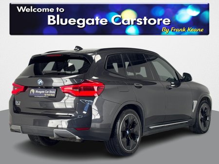 2022 BMW iX3 - thumbnail 4