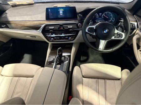 2018 BMW 5 Series - thumbnail 15