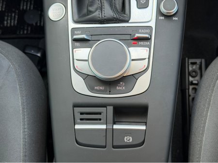 2016 Audi A3 1.4 TFSI SE TECHNIK 5DR €17,950 thumbnail