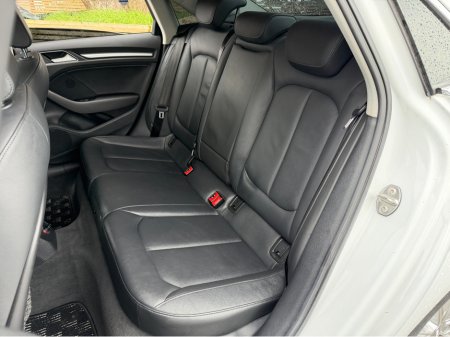 2014 Audi A3 KEYLESS ENTRY..BLACK LEATHER..2 KEYS thumbnail