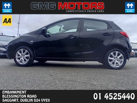 2010 Mazda Mazda2 - thumbnail 8