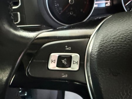 2016 Volkswagen Polo - thumbnail 16