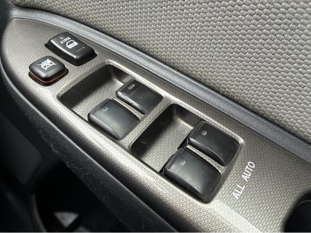 2008 Toyota Wish ZNE10 5DR A AUTO €3,950 thumbnail