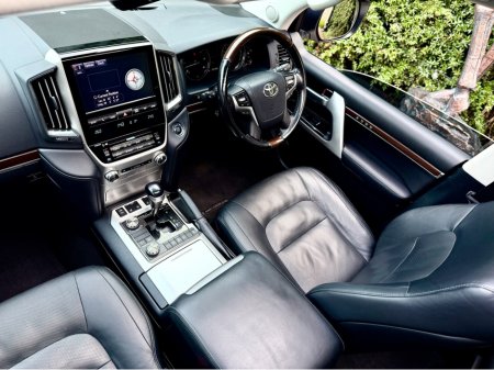 2020 Toyota Landcruiser 4.5 SAHARA 5DR AUTO €99,950 thumbnail