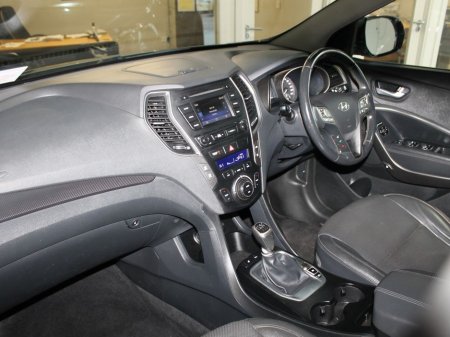 2018 Hyundai Santa Fe Executive 4WD 5DR €22,999 thumbnail