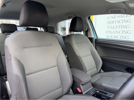 2013 Volkswagen Golf - thumbnail 14