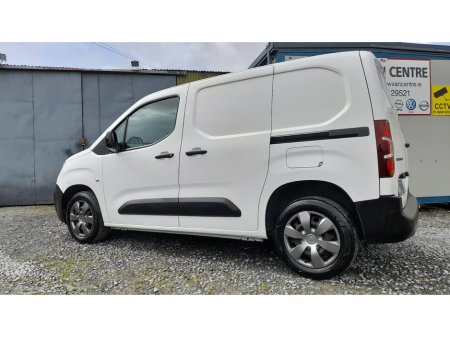 2022 Citroen Berlingo  €12,450