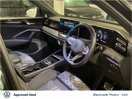 2025 Volkswagen Tiguan - thumbnail 4