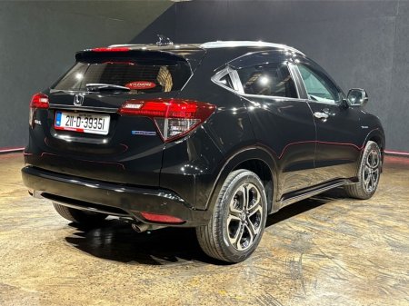 2021 Honda Vezel 1.5 HYBRID SUV - TWO TONE BROWN/BLACK LEATHER UPHOLSTERY - REVERSE CAMERA/PARKING RADAR - HONDA SENSING €24,950