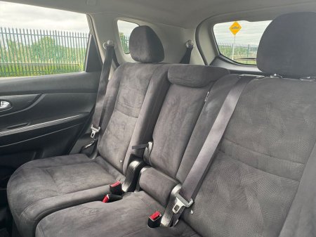 2017 Nissan X-Trail 1.6 SV 7 Seater NEW NCT, Bluetooth, Electric Mirrors, Rear Parking Sensors, Multi-Function Steering Wheel, Six speed transmission €14,950 thumbnail