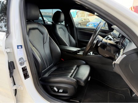 2018 BMW 5 Series - thumbnail 14