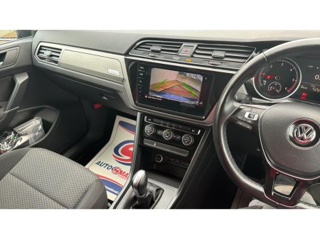 2018 Volkswagen Touran 2.0 COMFORTLINE AUTO €26,500 thumbnail