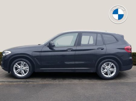 2022 BMW X3 xDrive30e SE €43,995