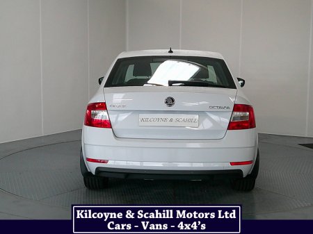 2019 Skoda Octavia - thumbnail 6