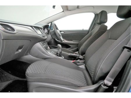 2016 Opel Astra 1.0 TURBO SC 105BHP 6SPD thumbnail