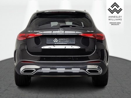 2025 Mercedes-Benz GLC Class - thumbnail 7