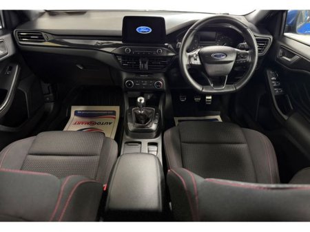 2020 Ford Focus St-line 5D 1.0T 125 €21,777 thumbnail