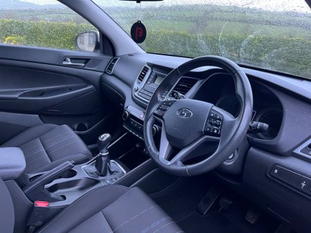 2018 Hyundai Tucson - thumbnail 11