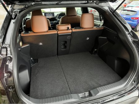 2023 Toyota Yaris Cross Z ADVENTURE HYBRID AUTOMATIC 1.5 PETROL //HEATED SEATS AND STEERING WHEEL//REVERSE CAMERA//ADAPTIVE CRUISE CONTROL// €28,950 thumbnail