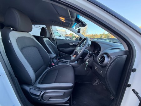 2019 Hyundai Kona KAUAI  EXECUTIVE TWO TONE 5DR €16,950 thumbnail