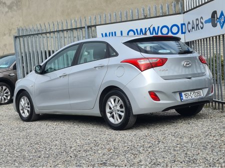 2015 Hyundai i30 - thumbnail 4