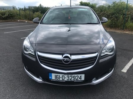 2016 Opel Insignia  €7,999