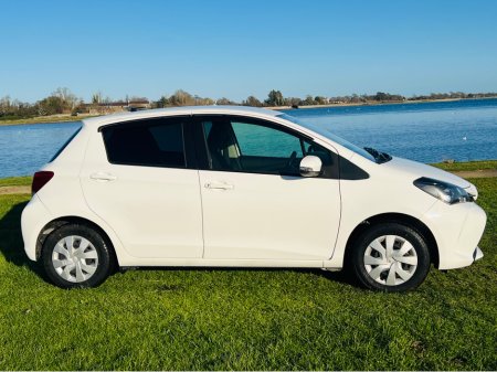 2015 Toyota Yaris DBA-KSP130 5DR AUTO €9,650 thumbnail