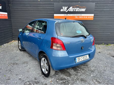 2008 Toyota Yaris - thumbnail 6