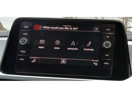 2024 Volkswagen T-Roc LIFE 2.0 TDI 116HP *APP CONNECT, ADAPTIVCE CRUISE CONTRO, BLUETOOTH* €31,495 thumbnail