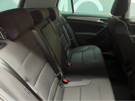 2017 Volkswagen Golf €16950 2017 VOLKSWAGEN GOLF TSI CONFORT LINE CONNECT 1.2 AUTOMATIC / CRUISE CONTROL / REVERSE CAMERA / PADDLE SHIFTERS AND MORE €16,950 thumbnail