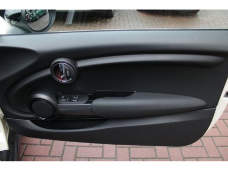 2019 MINI Cooper 1/5D COOPER SPORT EDITION WITH ONKLYB 79,000KM'S // WHAT A CAR // HEATED LEATER RECARO TYPE SEATS // WELL WOTH VIEWING // BUY WITH CONFIDENCE AA AND SIMI APPROVED DEALER 2026 // FINANCE ARRNAGED // €17,950 thumbnail