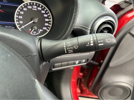 2021 Nissan Juke - thumbnail 16